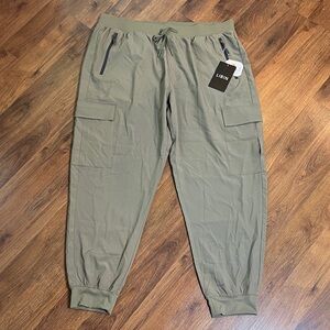 NWT - XXL - Libian Green Cargo Jogger Pants - UPF 50